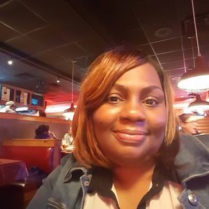 Meet your Posher, Lorena